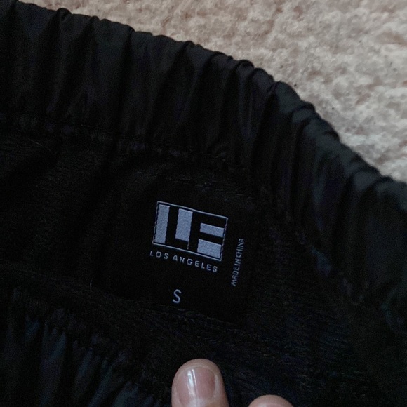 Water Proof Mini Skirt, Very Comfortable. - Picture 3 of 4